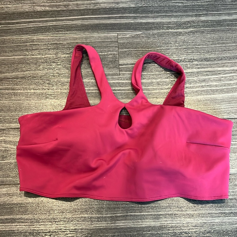 Lululemon Smooth Cover Front Cut-out Yoga Bra